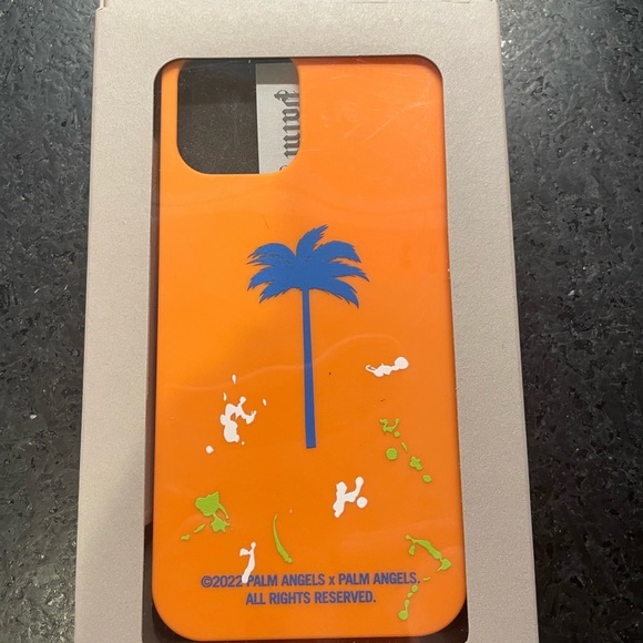 Palm Angels Phone Case new in the box - Picture 3 of 3